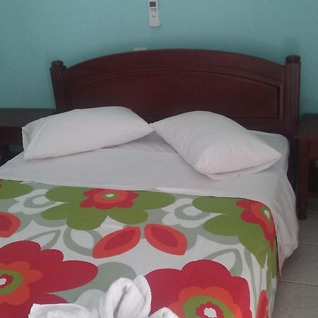 Poros House Hotel エクステリア 写真