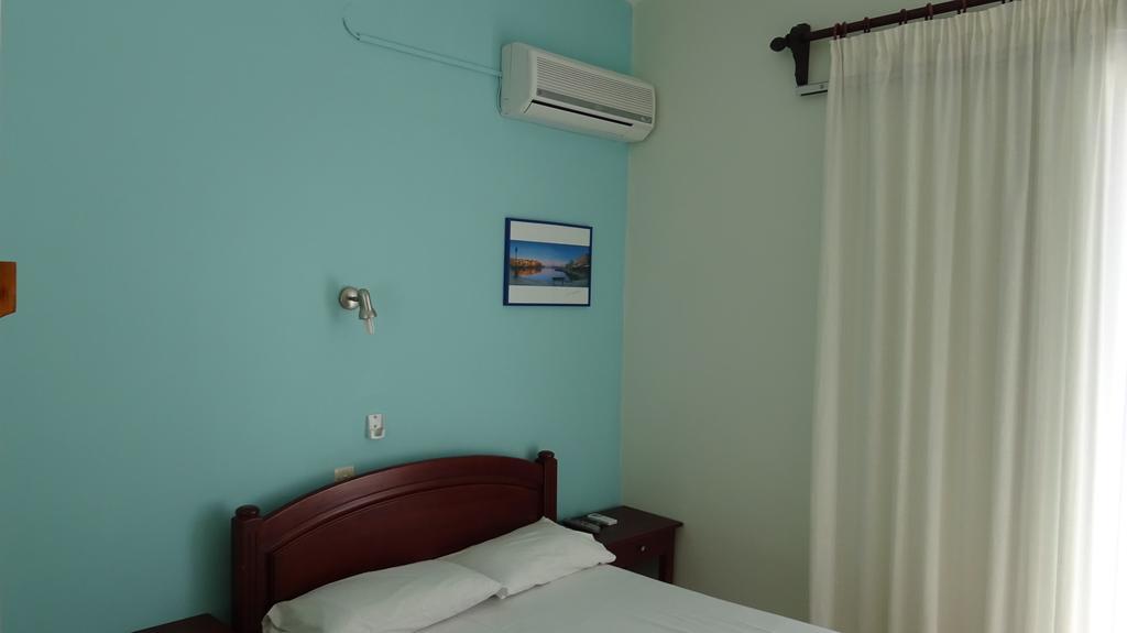 Poros House Hotel エクステリア 写真