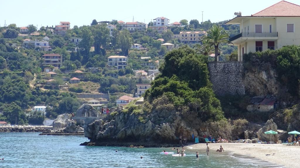 Poros House Hotel エクステリア 写真