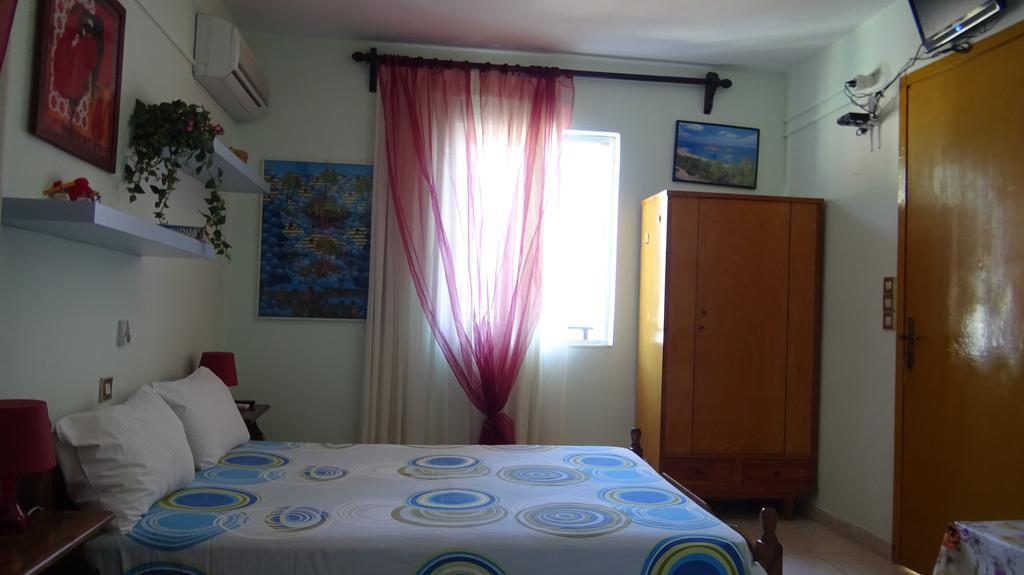 Poros House Hotel エクステリア 写真