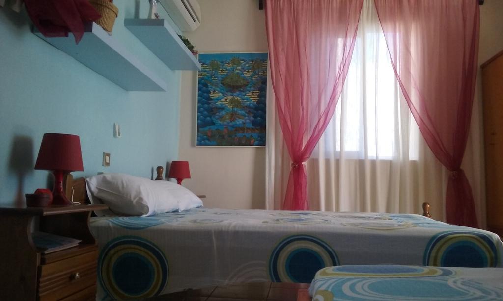 Poros House Hotel エクステリア 写真