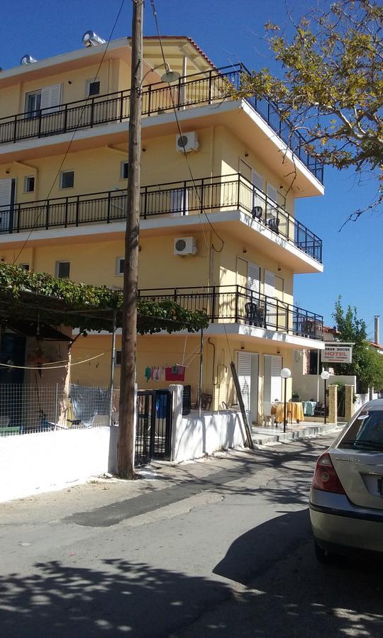 Poros House Hotel エクステリア 写真
