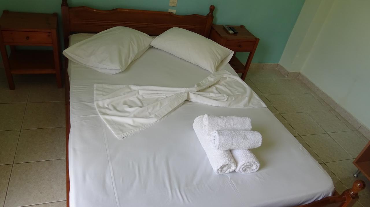 Poros House Hotel エクステリア 写真